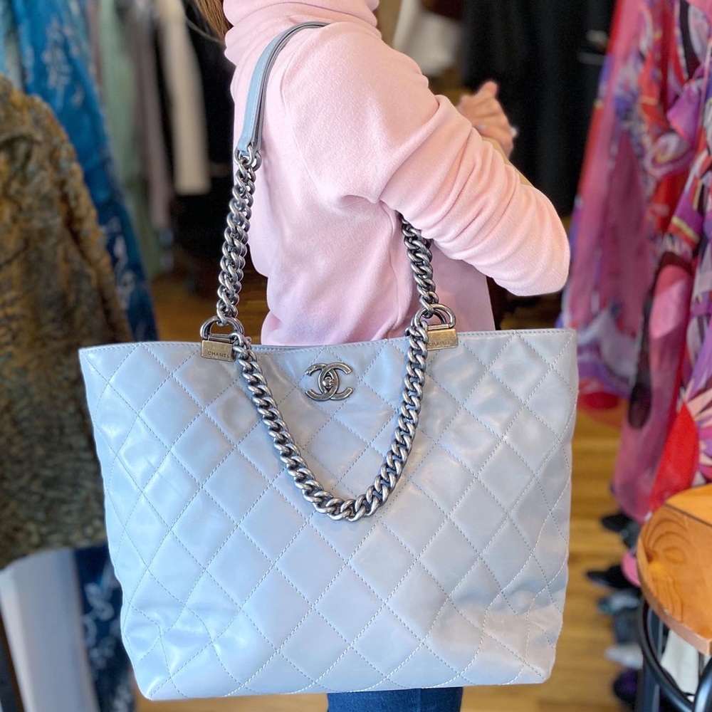 Authentic CHANEL Calfskin Quilted Tote Light Grey - Picture 1 of 8